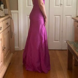 Jessica McClintock magenta prom dress size 3/4